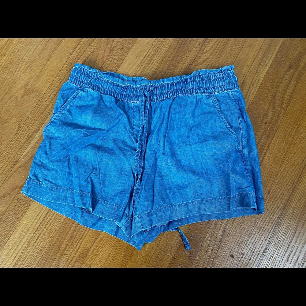 Loft chambray denim pull on shorts